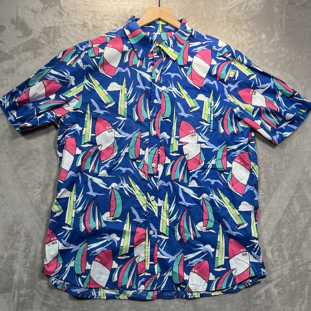 Vineyard Vines Hawaiian Beach Regatta Shirt Size L Classic Short Sleeve